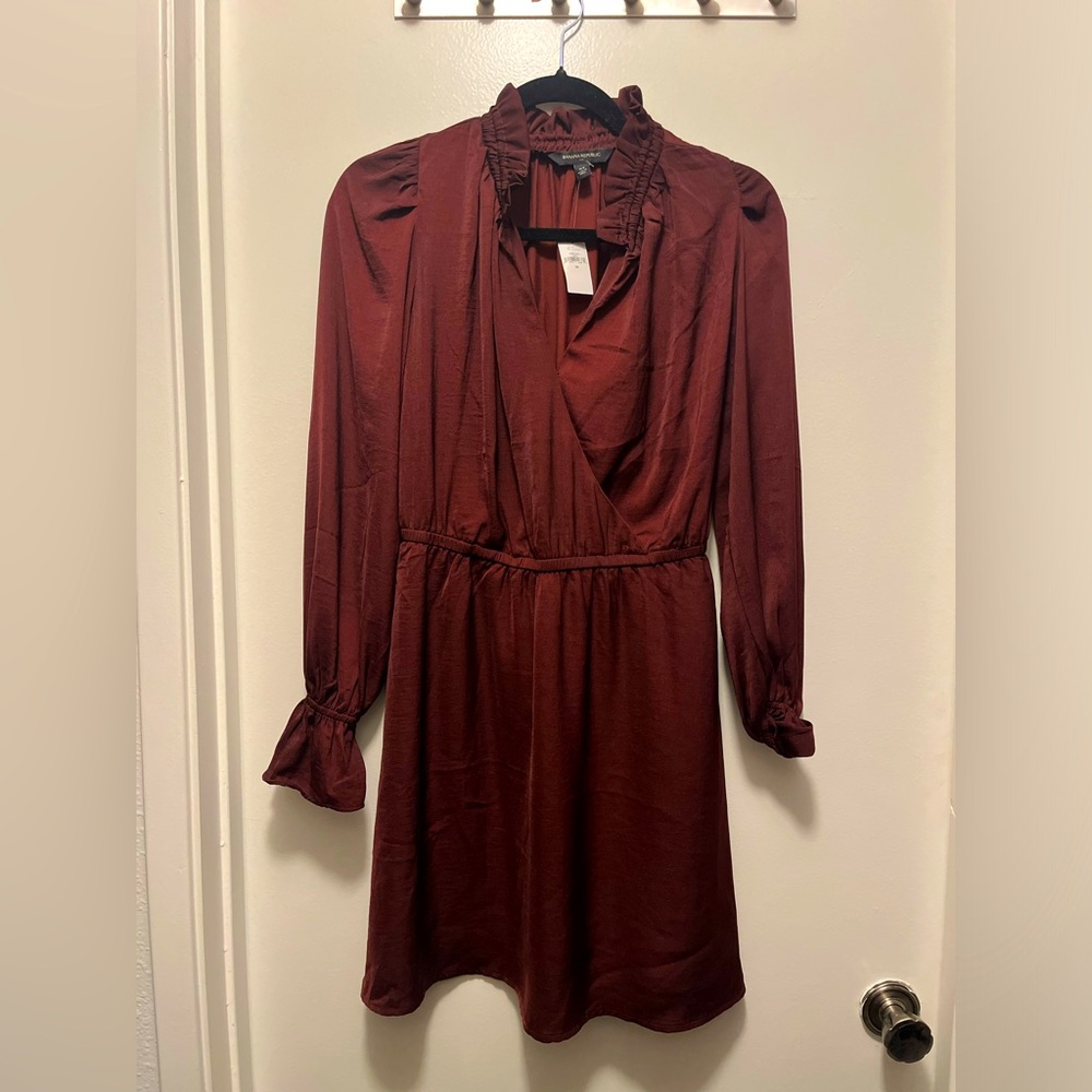 XS Banana Republic wine colored dress